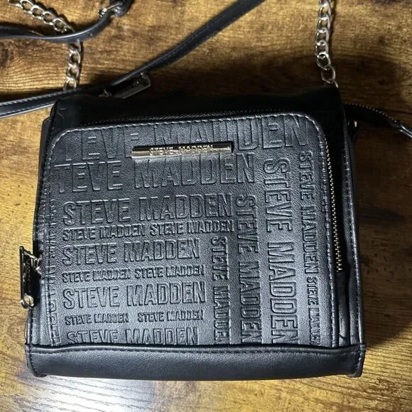 Steve Madden Black Faux Leather Crossbody Bag Purse Handbag Pocketbook W/Chain - Picture 2 of 14